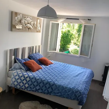 Holiday home Havre De Paix A St Paul En Foret Saint-Paul-en-Foret