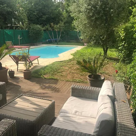 Holiday home Havre De Paix A St Paul En Foret Saint-Paul-en-Foret